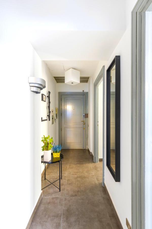 Hostly - Nicole Apartment Volturno- Full Rome Center Екстериор снимка